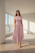 Eternal Glam • Vestido de un solo hombro con bolsillos
